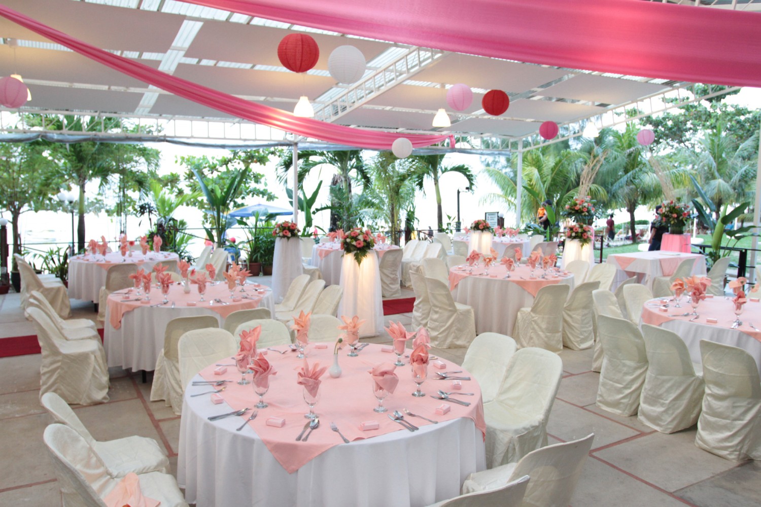 Rainbow Paradise Beach Resort Weddings